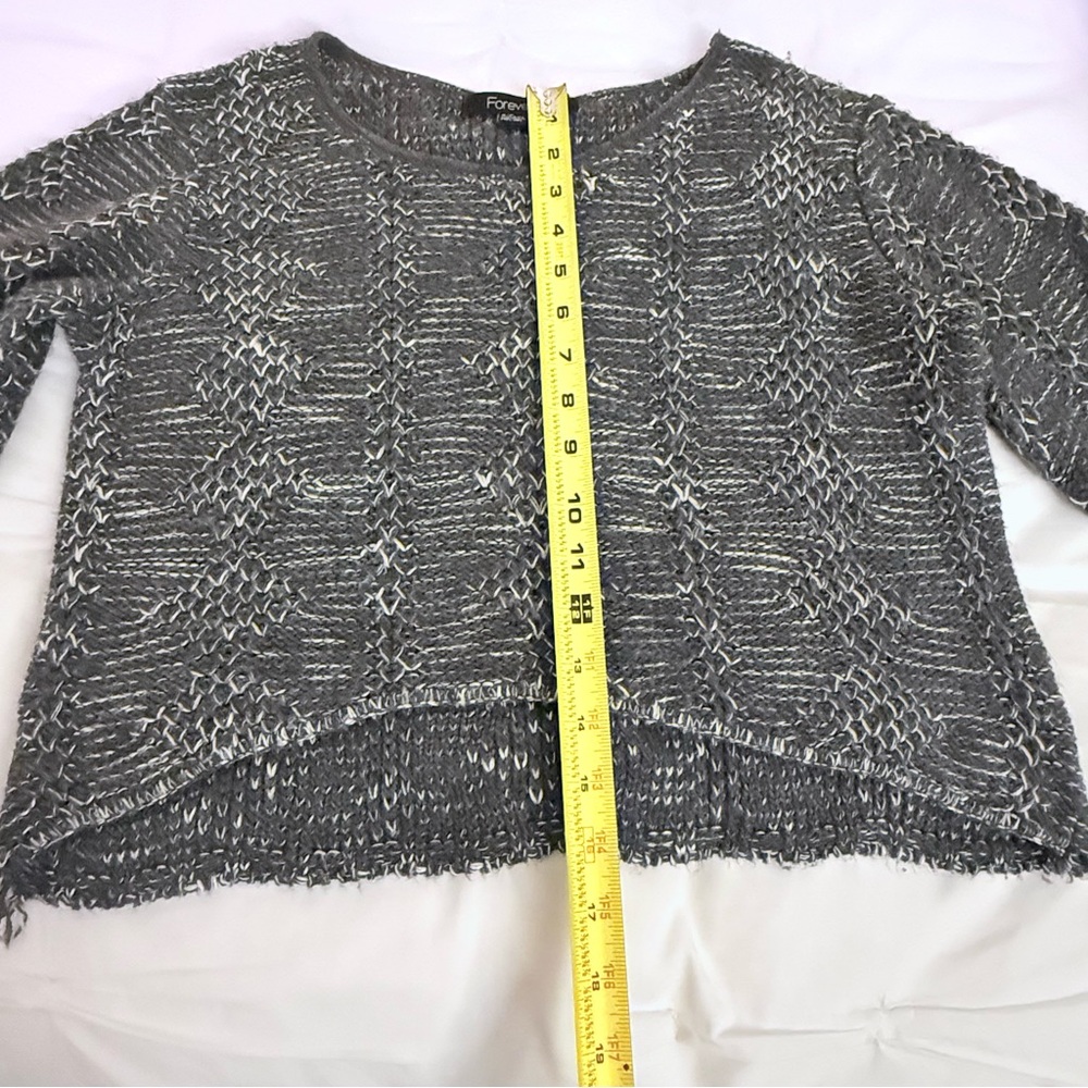 Forever 21 Marled Grey/White Cropped Knit Sweater - Picture 5 of 9